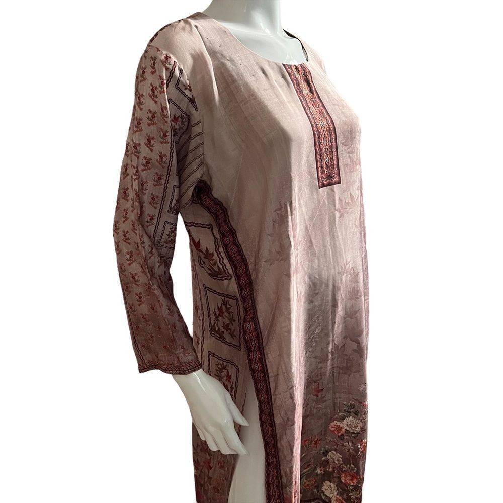 SALE 15.00 Multicolor Kaftan with Floral & Sparkles 26” Side Slits size med/Lg
